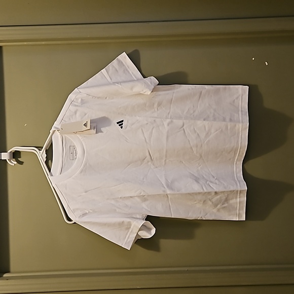 NWT ADDIDAS cotton tee. NWT L - Picture 1 of 7